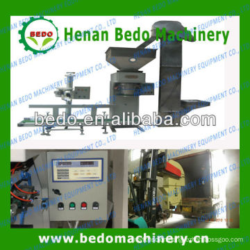 2013 The most popular Bedo brand sawdust pellet bagging machine008613253417552